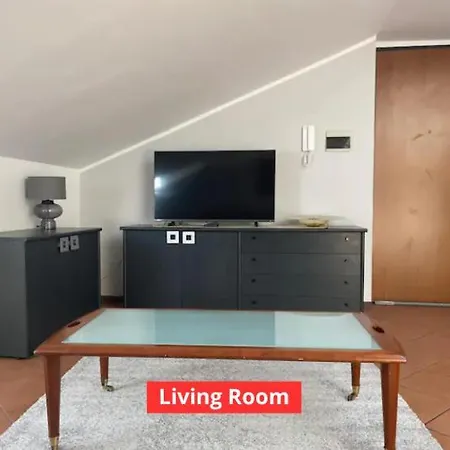 Appartamento A 50M Da Piazza Alfieri Asti Exterior foto